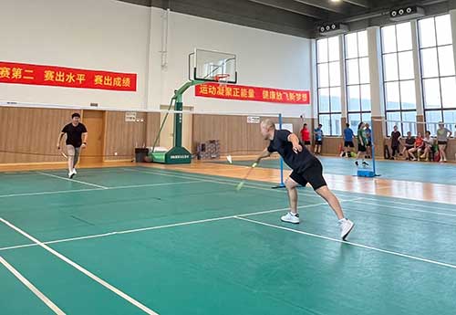 微信圖片_20230710115659.jpg 上海創(chuàng)力集團(tuán)成功舉辦2023年重固鎮(zhèn)職工羽毛球比賽(圖7)